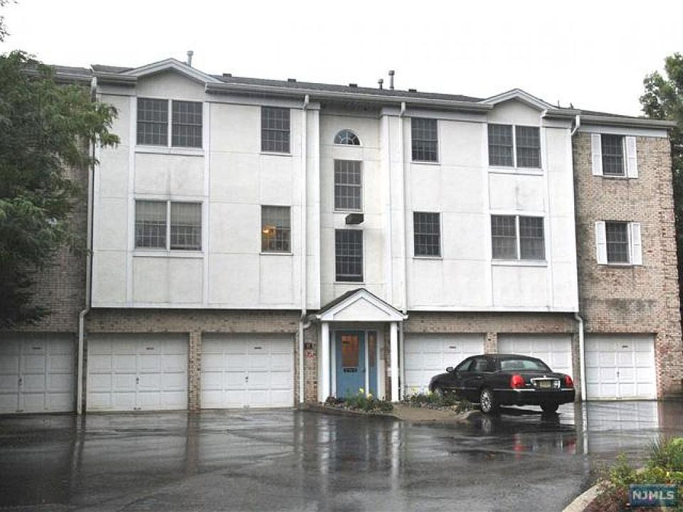 1st image of 45 Colonial Village Dr