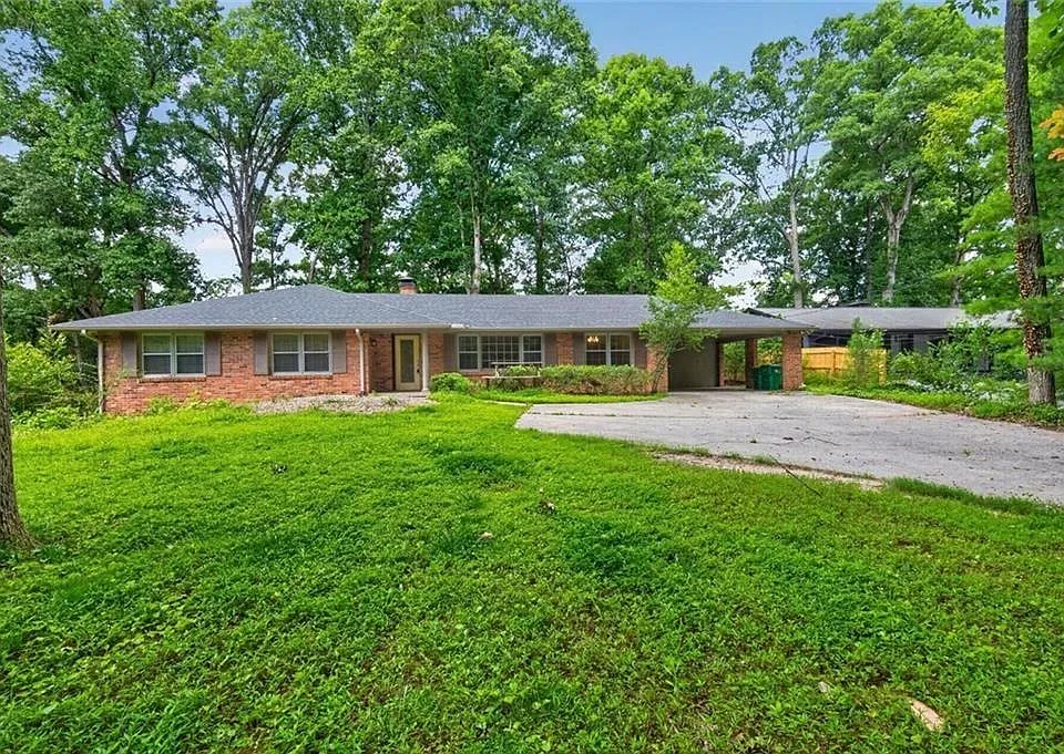 6858 Brandon Mill Rd NW