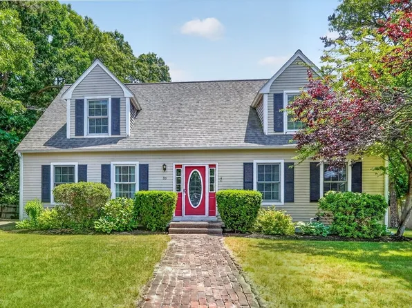 88 Waterfield Rd, Barnstable, MA 02630