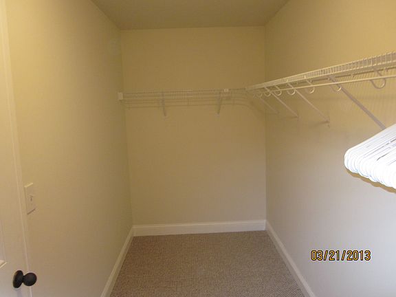 5th image of 33204 Waters View Cir