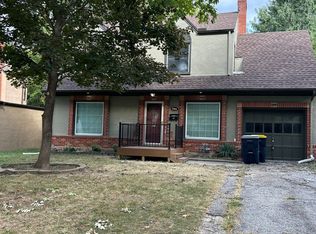 7331 Charlotte St, Kansas City, MO 64131
