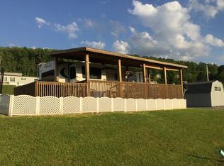 312 Clubhouse Dr, Donegal, PA 15628