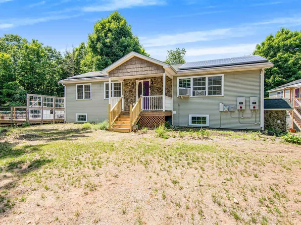 923 Hanna Road, Highgate, VT 05459