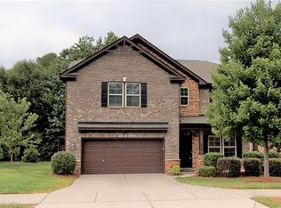 3523 Savannah Hills Dr, Matthews, NC 28105