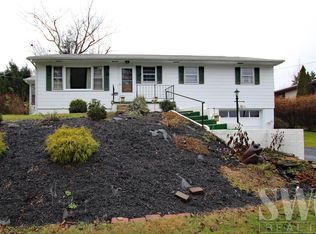 216 Kerr Ave, Jersey Shore, PA 17740