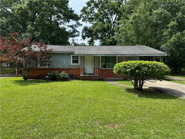 123 Clark Ave, Saraland, AL 36571