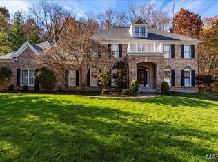 17710 Wilding Place Dr, Chesterfield, MO 63005