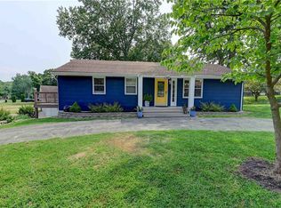 10707 E 49th St, Kansas City, MO 64133