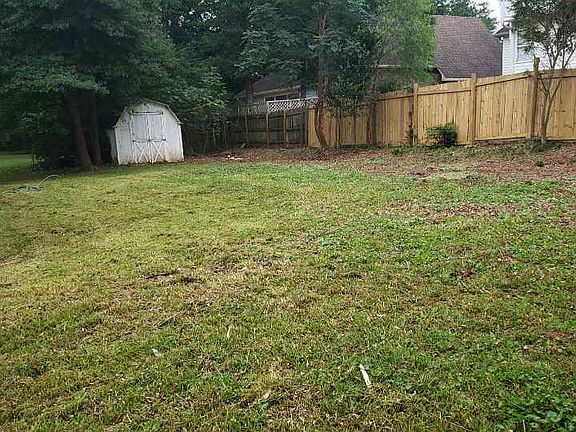 4th image of 445 Jefferson Ave