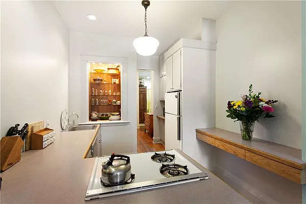 Sold by Real Direct | media 11