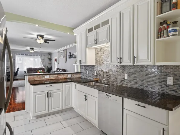 4205 Elliot Ave, Minneapolis, MN 55407