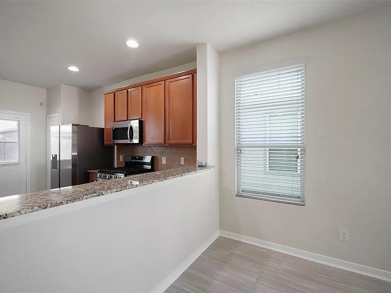 2719 Skyview Long Dr — Photo 11