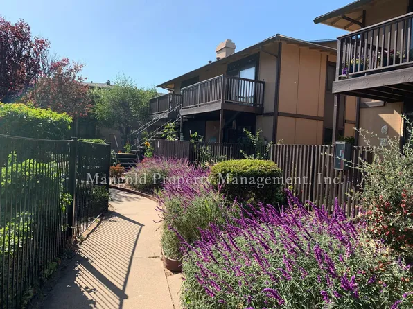 444dela, 444 Dela Vina Ave #E2, Monterey, CA 93940