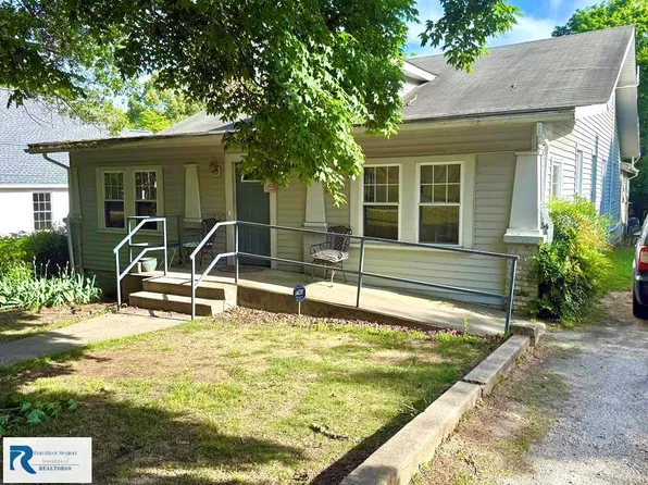 281 W Main St, Yanceyville, NC 27379