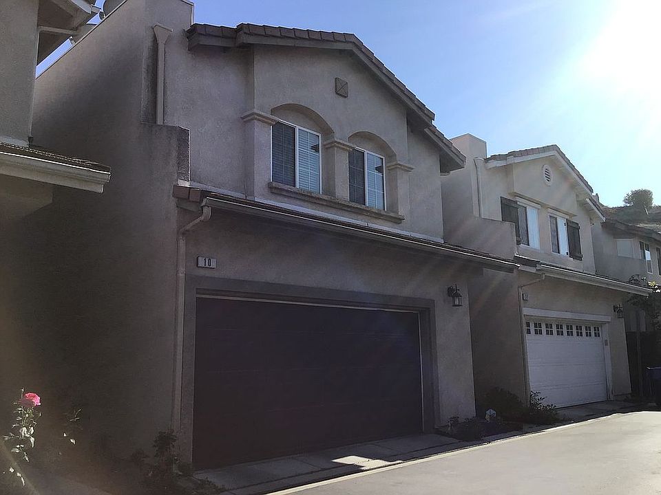1st image of 9001 Owensmouth Ave Unit 10