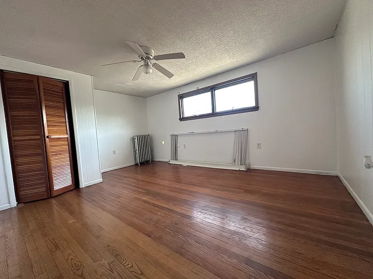 734 Minooka Ave — Photo 8