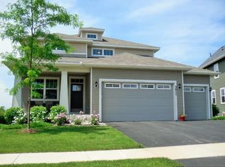 3977 Valencia Ln, Chaska, MN 55318