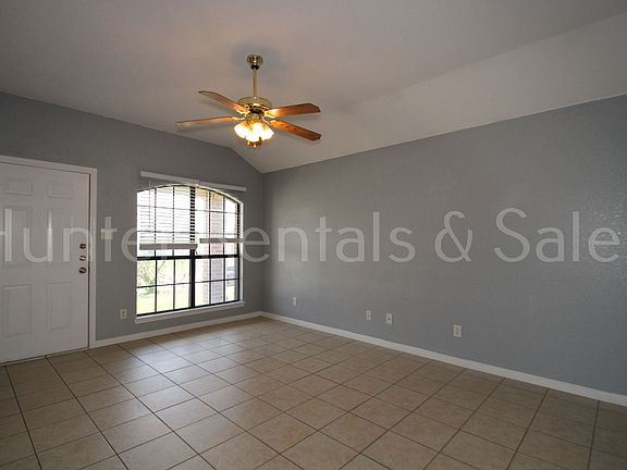 5th image of 3007A Dannen Ct