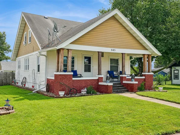 385 Center St, Martensdale, IA 50160