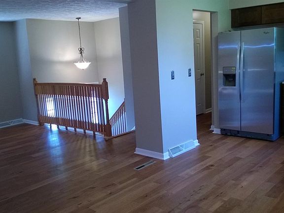 3rd image of 8305 Monroe Ave