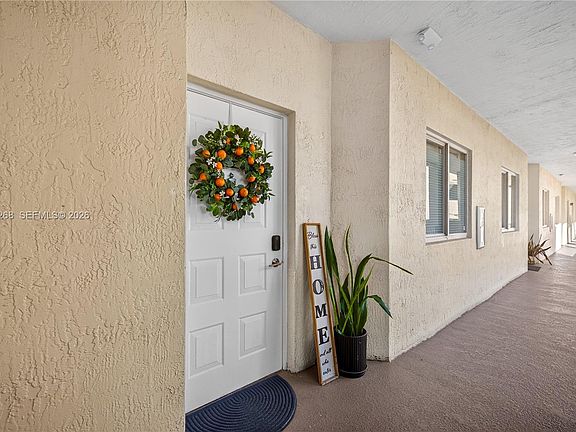 3rd image of 10720 NW 66th St APT 202