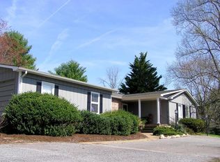 869 Ross Rd, Lexington, VA 24450