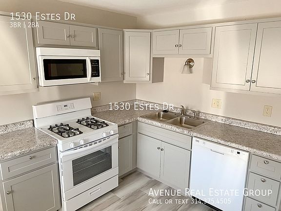 2nd image of 1530 Estes Dr
