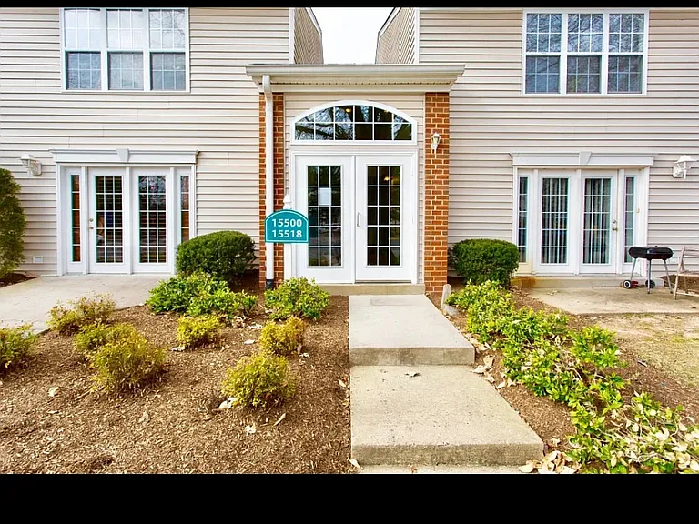 15516 Horseshoe Ln #516 — Photo 1