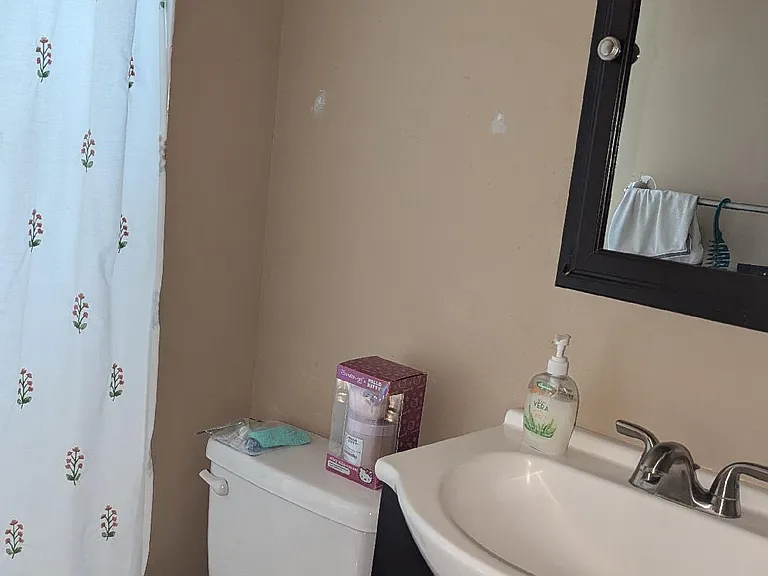 1099 Park Ave #1 — Photo 20