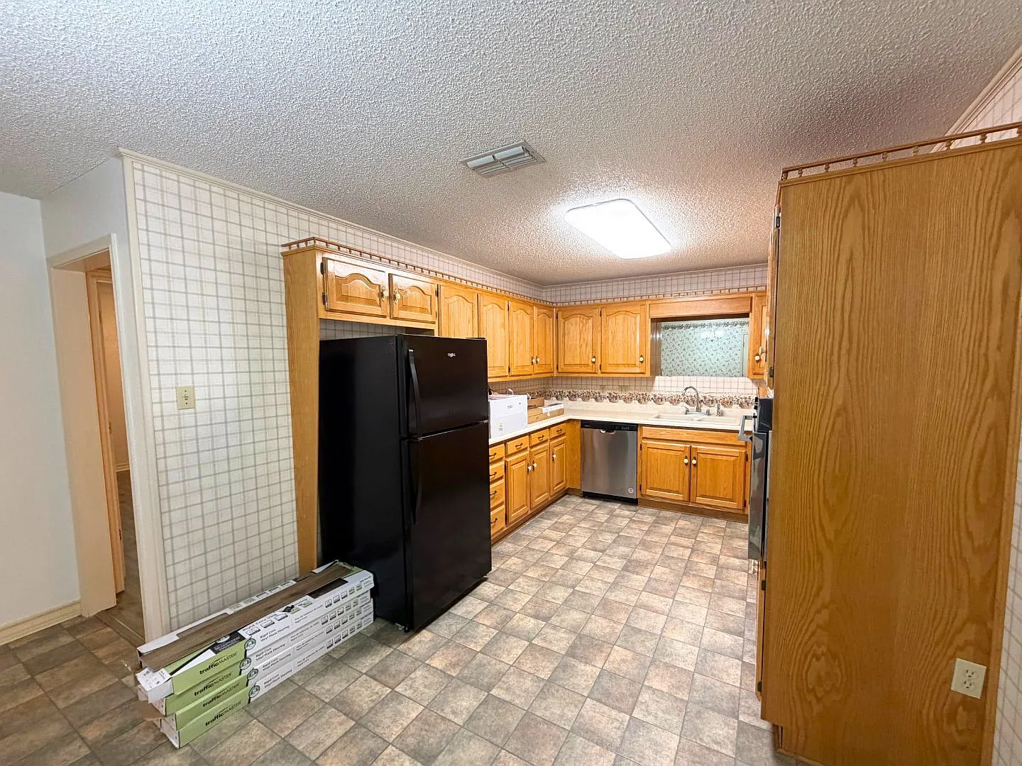 2 bed, 2.0 bath, 1240 sqft, $1,400 — Photo 4