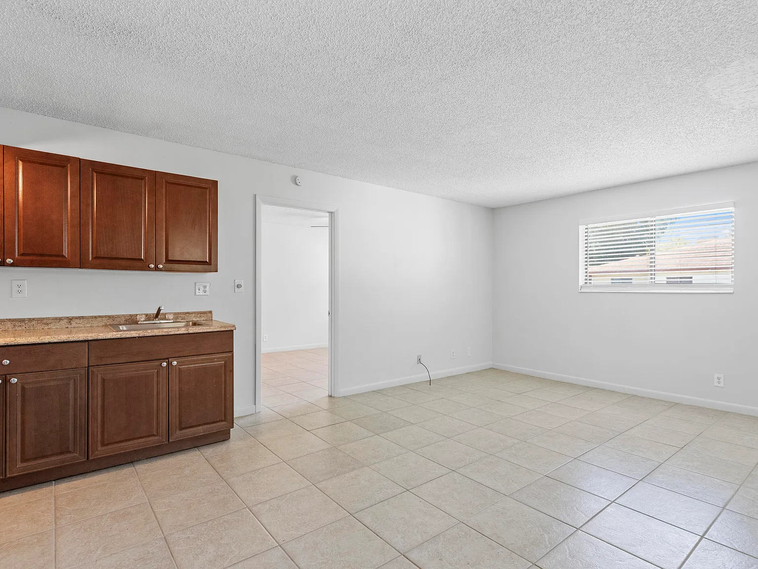 1 bed, 1.0 bath, 600 sqft, $1,550 — Photo 4
