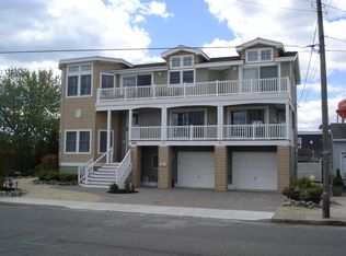 306 2nd St, Beach Haven, NJ 08008