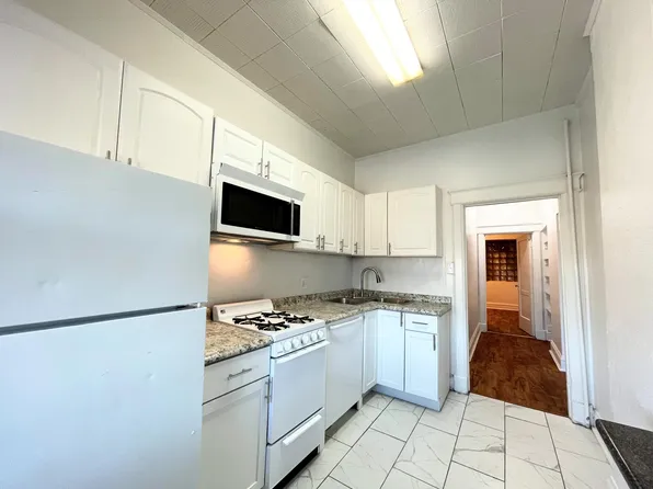 7370 Pasadena Blvd, Saint Louis, MO