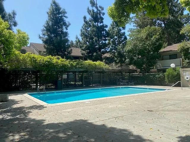 954 Kiely Blvd #B — Photo 18