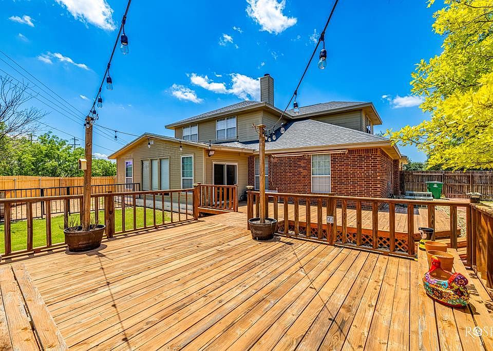 1st image of 5802 Lyndhurst Dr
