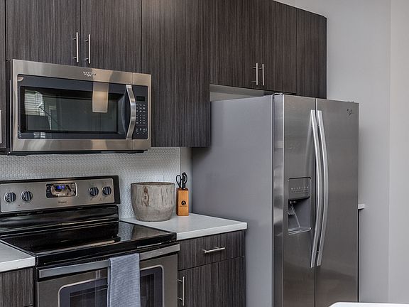 2nd image of 1421 Legacy Falls Dr #4-306