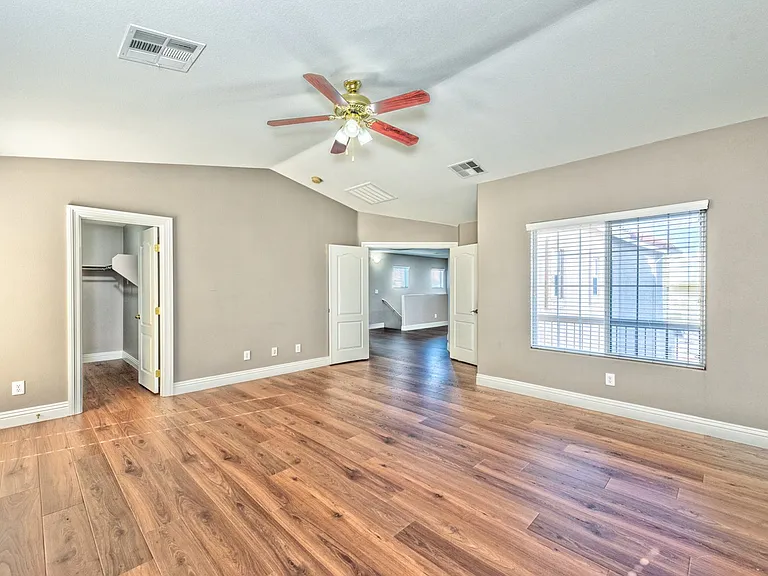 1593 Dark Wolf Ave — Photo 5