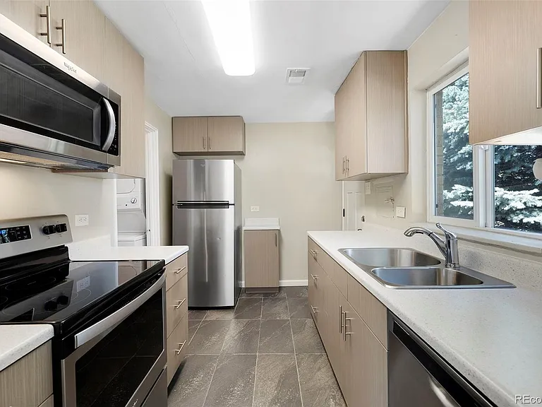 3451 N Cook St — Photo 15