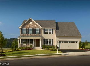 27 Bee Tree Cir, New Freedom, PA 17349