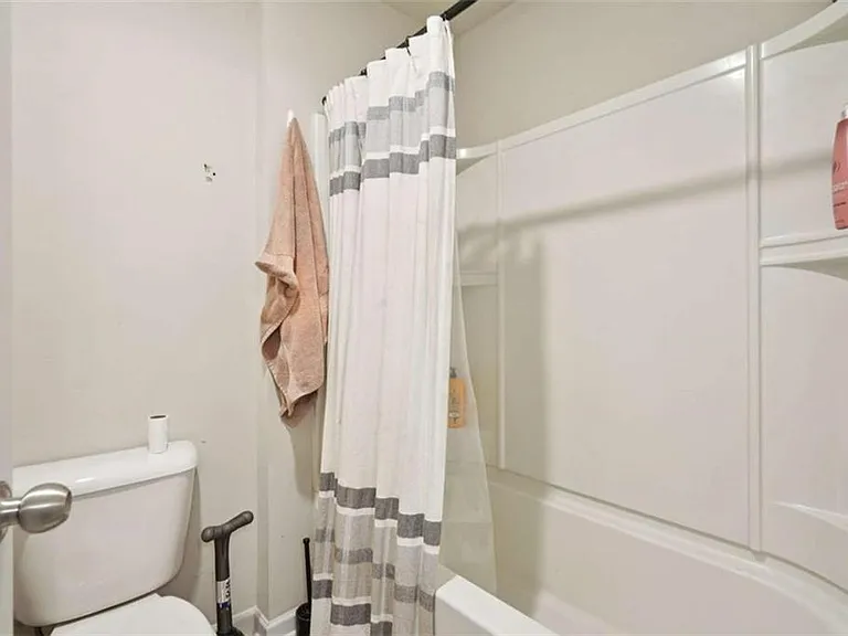 3605 Broadwick Ln — Photo 20