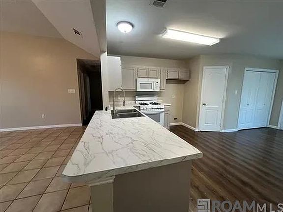 5th image of 1821 Virginian Colony Ave