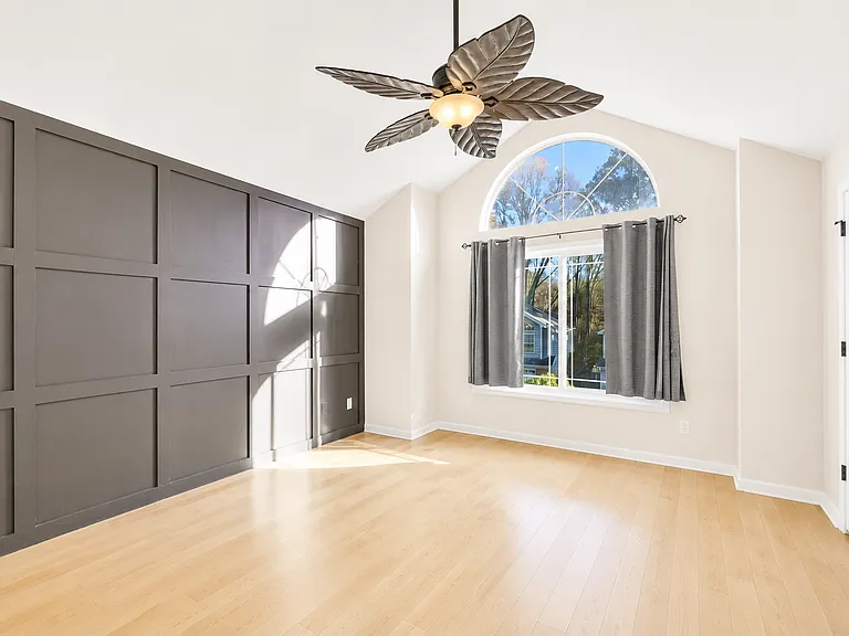 1264 Watercrest Cir — Photo 18