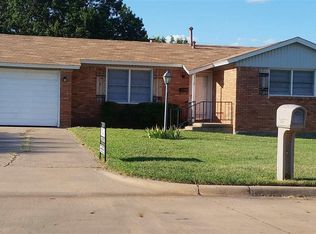 712 W Texas Ave, Iowa Park, TX 76367