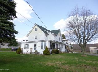 112 Maple Lake Rd, Spring Brook Township, PA 18444