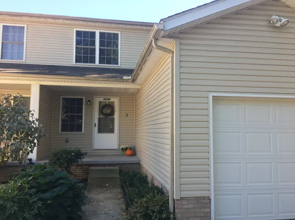 2434 2nd St #2, Cuyahoga Falls, OH 44221