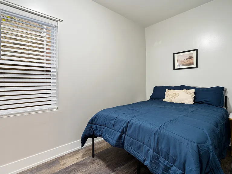 2345 W 21st St #2 — Photo 10