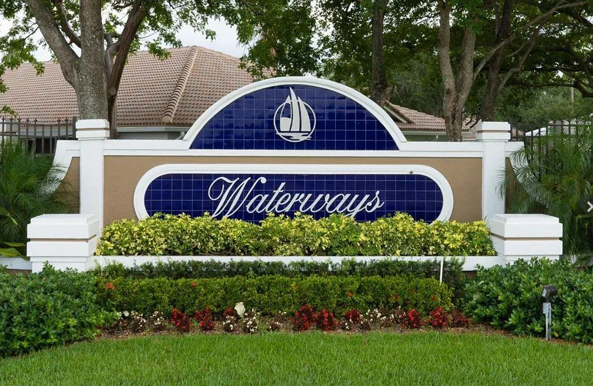 3 bed, 2.5 bath, 1386 sqft, $2,900 — Photo 2