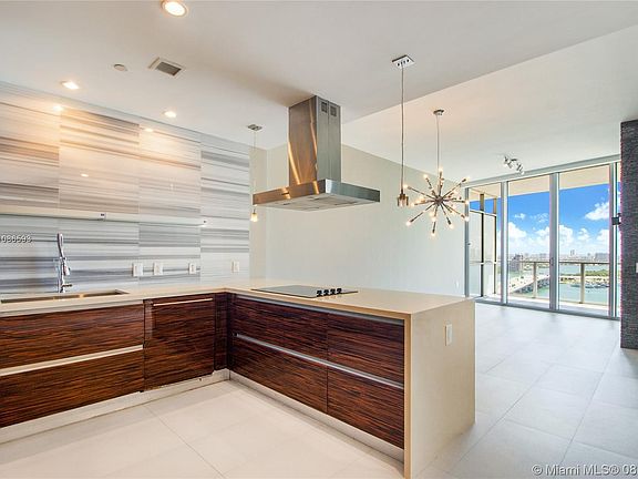5th image of 1100 Biscayne Blvd Unit 2603