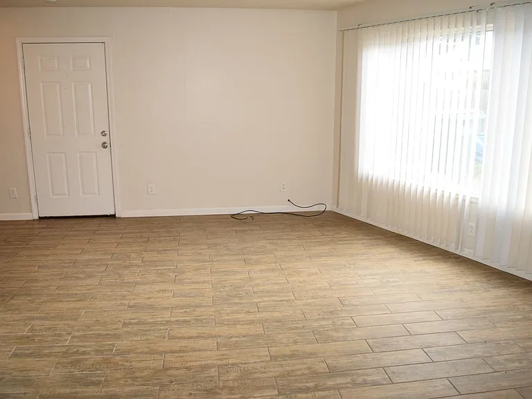 6049 Northcrest Cir #3 — Photo 16