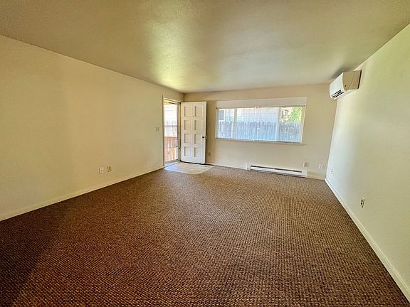 5th image of 1104 E 14th Ave #1106